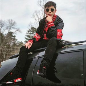 Meet your Posher, Daniel